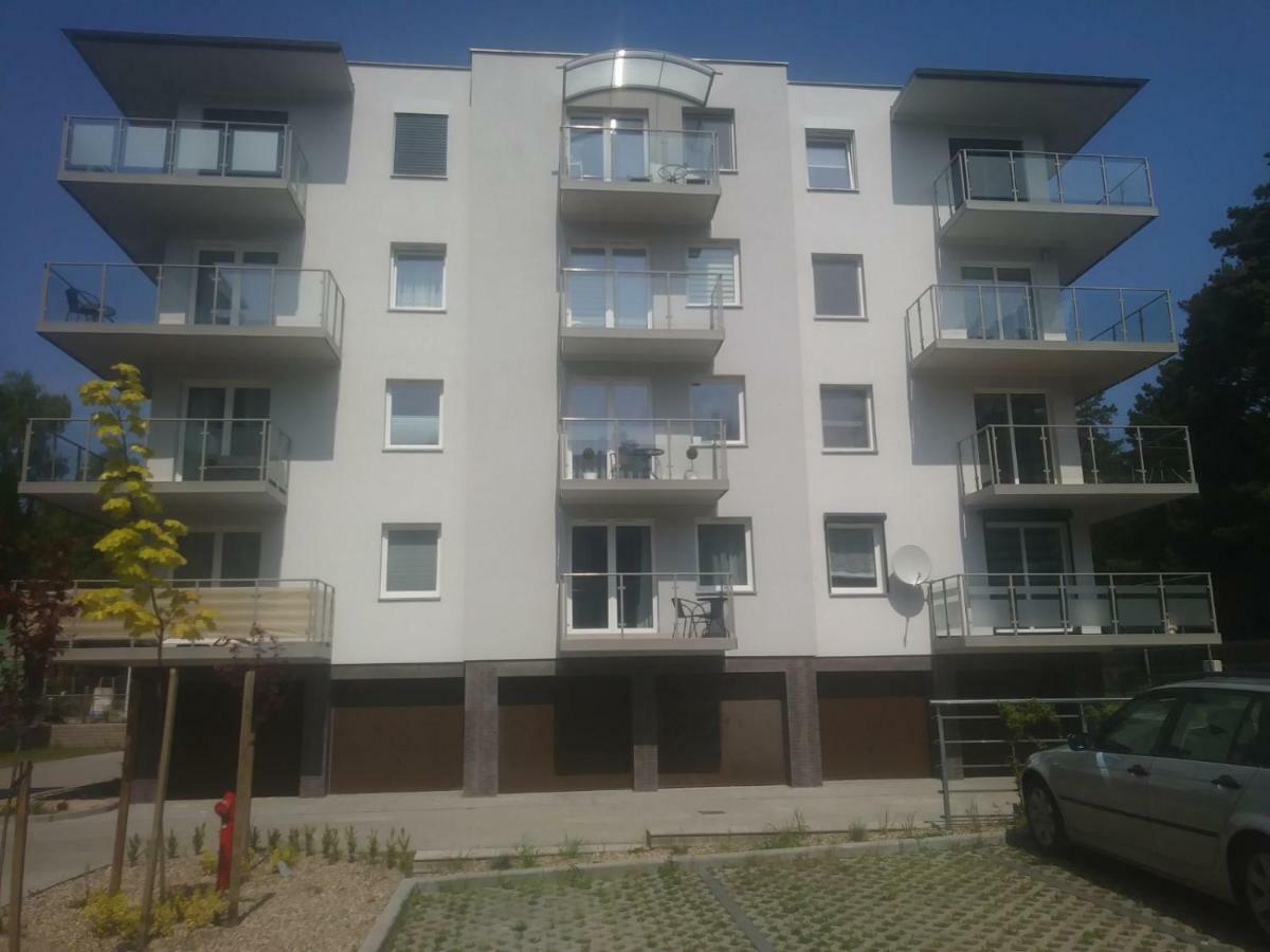 Apartament Lesny Dziwnówek Esterno foto