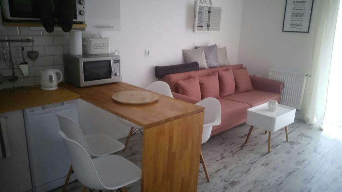 Apartament Lesny Dziwnówek Esterno foto